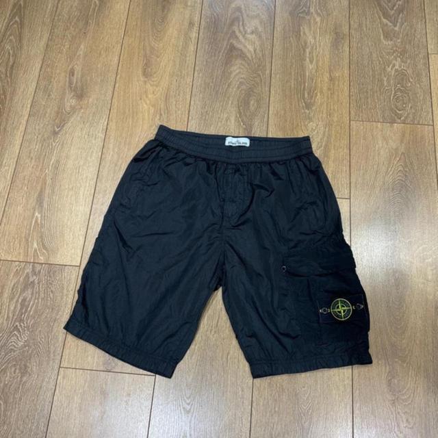 Stone Island Men's Shorts - Black/Grey - 30" on Productcaster.