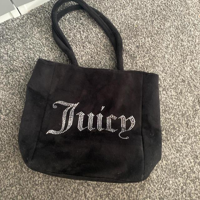 Juicy Couture Women's Shoulder bags - Black on Productcaster.