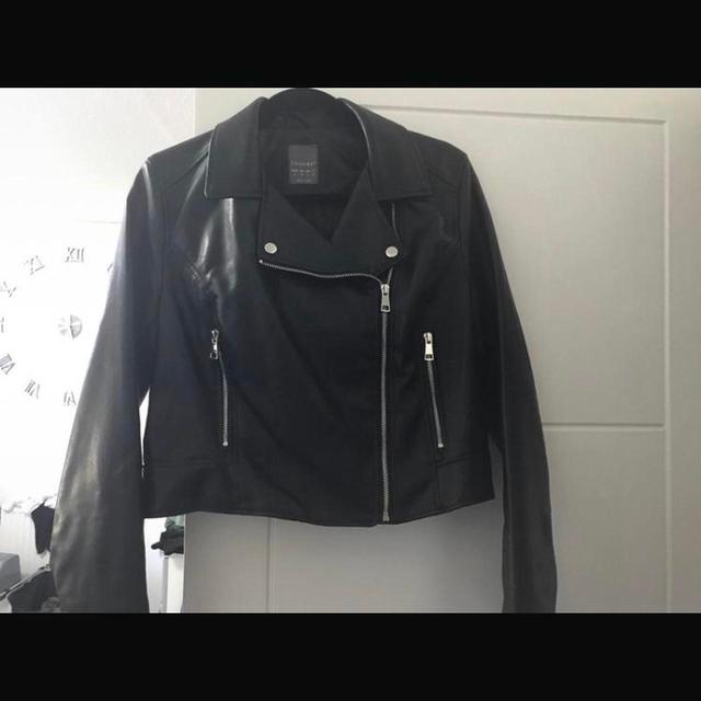 Primark Women's Bomber Jacket - Black - UK 10 on Productcaster.