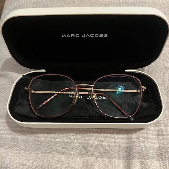 Marc Jacobs Women's Accessories - Burgundy/Gold on Productcaster.