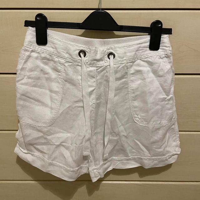 Marks & Spencer Women's Shorts - White - UK 10 on Productcaster.