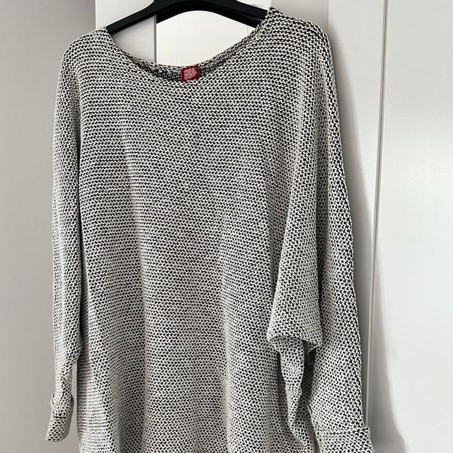 Women's Jumper - Grey/White - 10 on Productcaster.