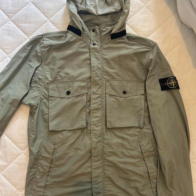 Stone Island Men's Lightweight Jacket - Green - M on Productcaster.