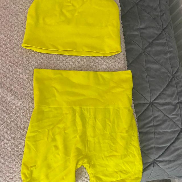 H&M Women's Jumpsuits and playsuits - Yellow - UK 8 on Productcaster.