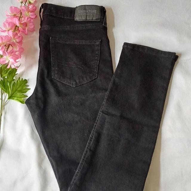 Levi's Women's Skinny Jeans - Black - 34" on Productcaster.