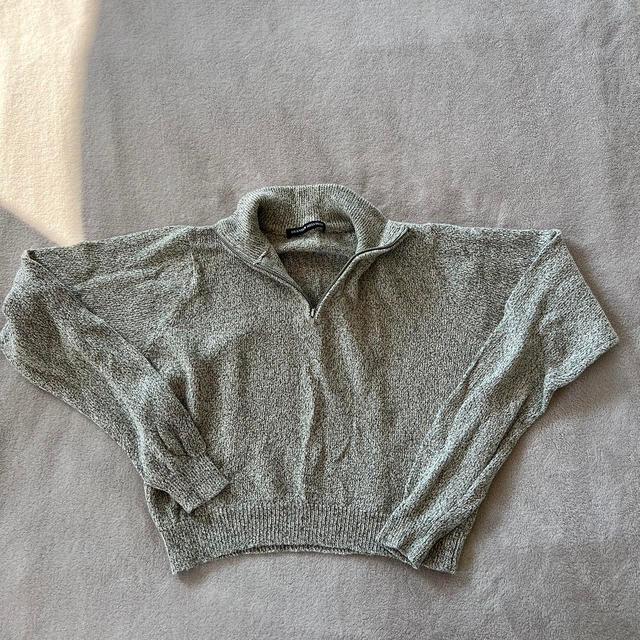 Brandy Melville Women's Crop top - Grey - 8 on Productcaster.