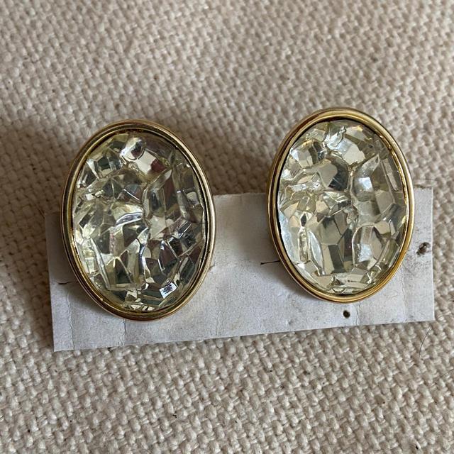 Vintage Women's Earrings - Gold on Productcaster.