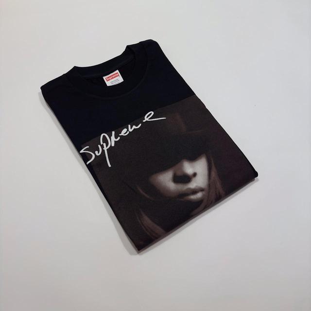 Supreme Men's T-shirt - Black - M on Productcaster.