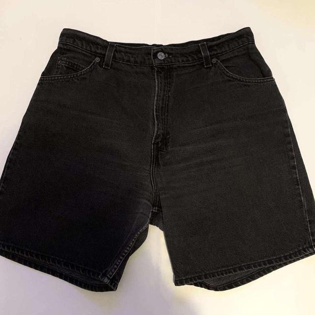 Levi's Men's Shorts - Black - 34" on Productcaster.