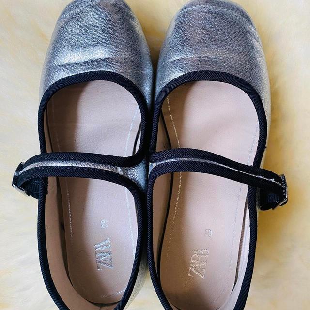 Zara Kids' Ballet shoes - Silver - 11-11.5 on Productcaster.