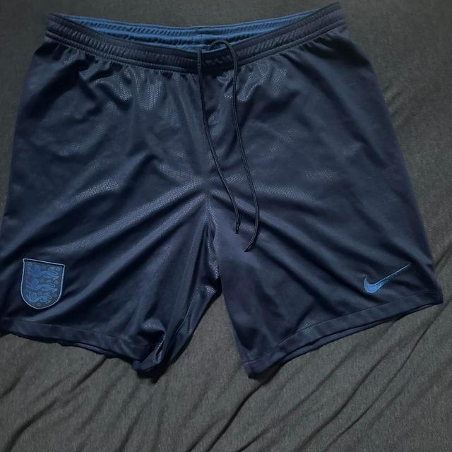 Nike Men's Shorts - Navy/Blue - L on Productcaster.