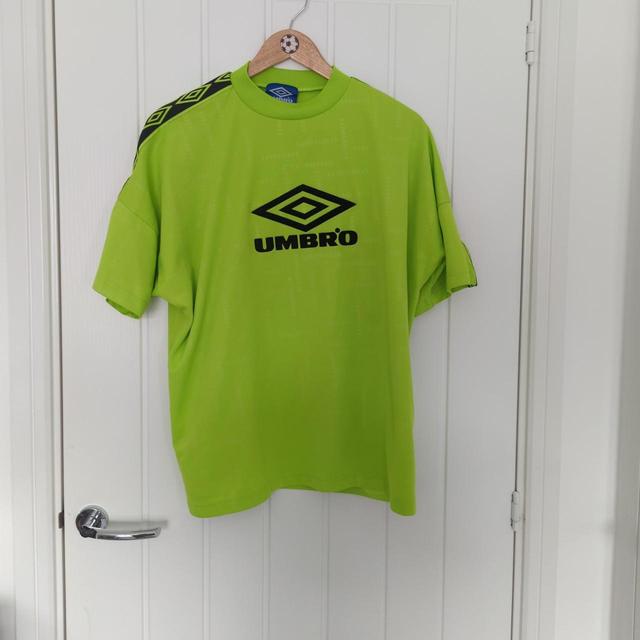 Umbro Men's T-shirt - Black - M on Productcaster.