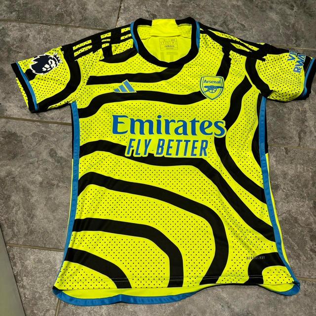 Arsenal F.C. Men's Shirt - Multi/Yellow - S on Productcaster.