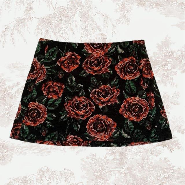 Urban Outfitters Women's Skirt - Black/Red - S on Productcaster.