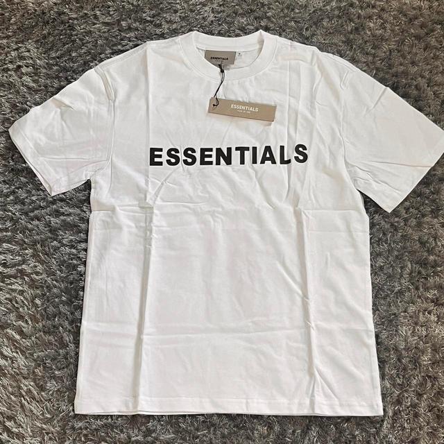 Essentials Men's T-shirt - White - M on Productcaster.