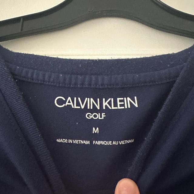 Calvin Klein Men's T-shirt - Navy/Blue - M on Productcaster.