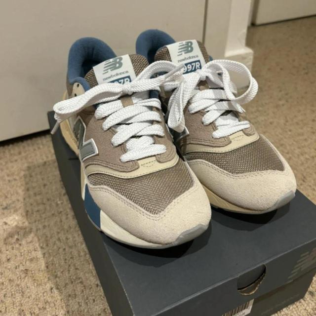 New Balance Women's Trainers - Tan/Cream - UK 5 on Productcaster.