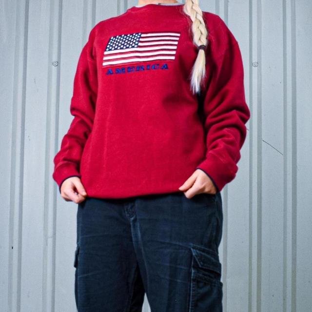 American Vintage Women's Sweatshirt - Red - M on Productcaster.