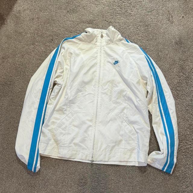 Nike Women's Windbreaker Jacket - White - L on Productcaster.