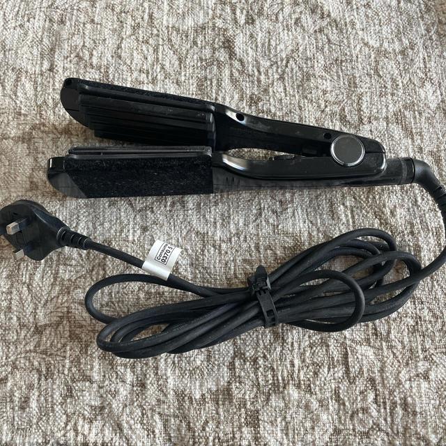 BaByliss Haircare - Black on Productcaster.