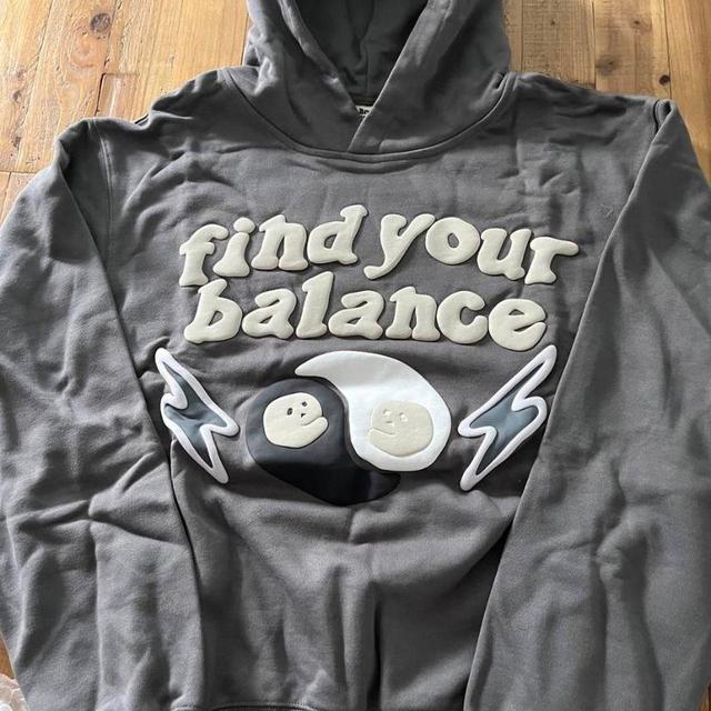 Broken Planet Men's Hoodie - Grey/Multi - S on Productcaster.