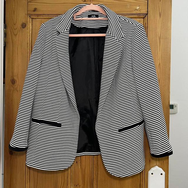 Wallis Women's Blazer Jacket - Black/Multi - UK 16 on Productcaster.