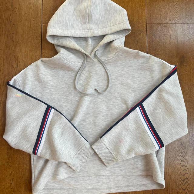 Tommy Hilfiger Women's Hoodie - Grey - L on Productcaster.