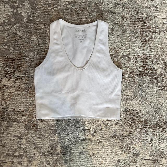 Urban Outfitters Women's Crop top - White - 4 on Productcaster.