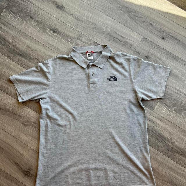 The North Face Men's Polo shirt - Grey - L on Productcaster.