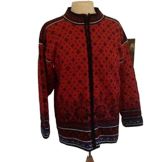 Vintage Women's Cardigan - Red - M on Productcaster.