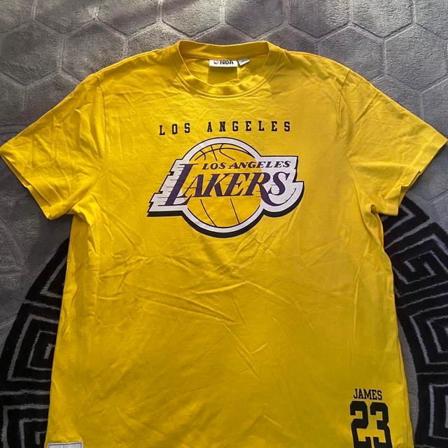 NBA Men's T-shirt - Yellow - M on Productcaster.