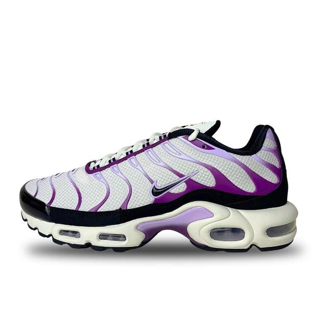 Nike Men's Trainers - White/Purple - UK 7.5 on Productcaster.