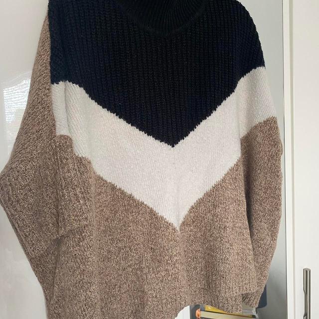 Marks & Spencer Women's Jumper - Multi/Tan - M on Productcaster.