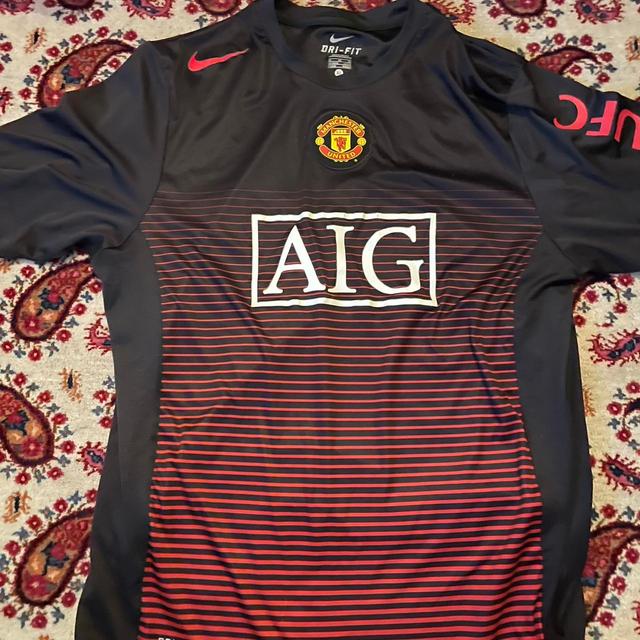 Manchester United F.C. Men's T-shirt - Black/Multi - XL on Productcaster.