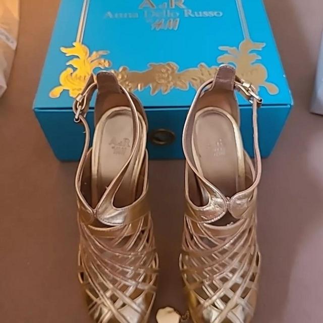 H&M Women's Sandals - Gold/Tan - UK 7 on Productcaster.