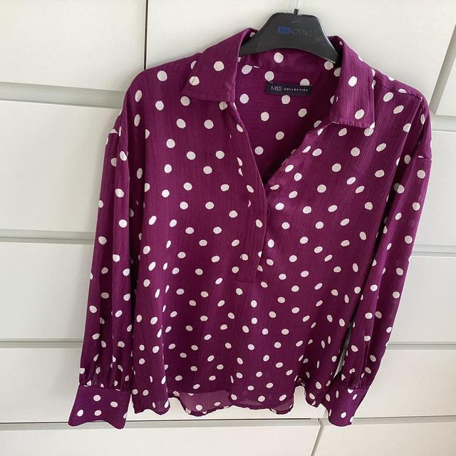 Marks & Spencer Women's Blouse - Burgundy - 6 on Productcaster.