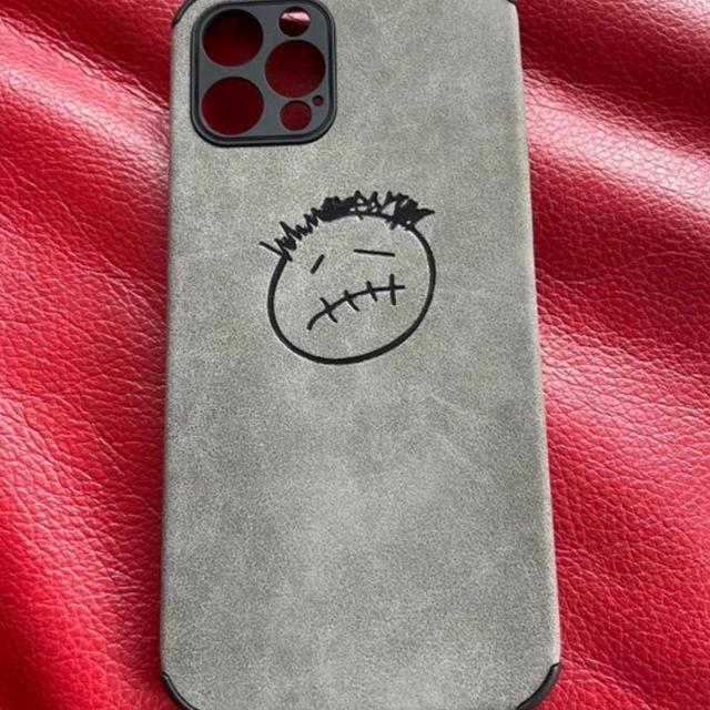 Travis Scott Phone case - Grey/Black on Productcaster.