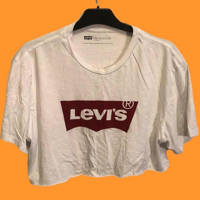 Levi's Women's T-shirt - White - L on Productcaster.