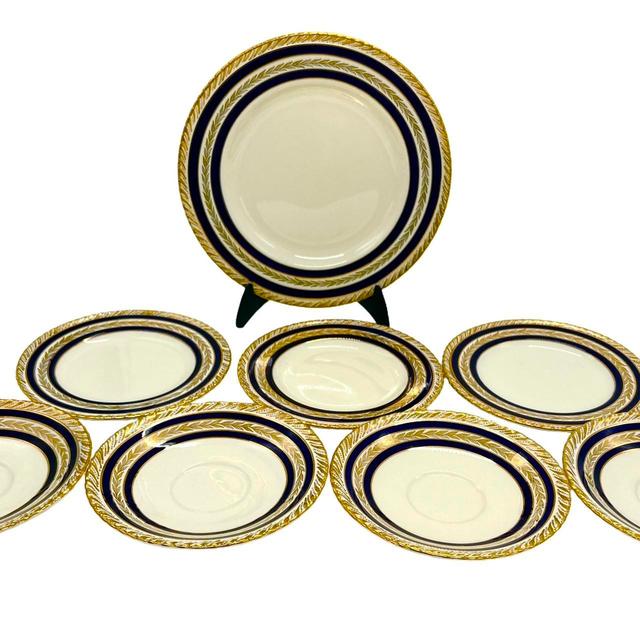 Preloved Dinnerware - White/Gold on Productcaster.