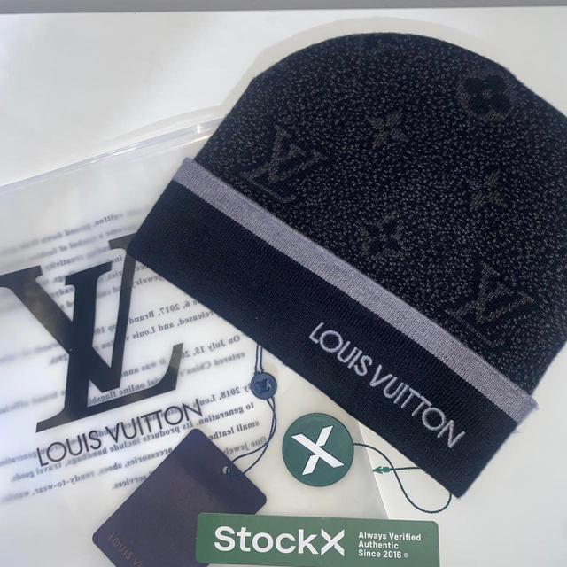 Louis Vuitton Men's Beanies - Black/Grey on Productcaster.