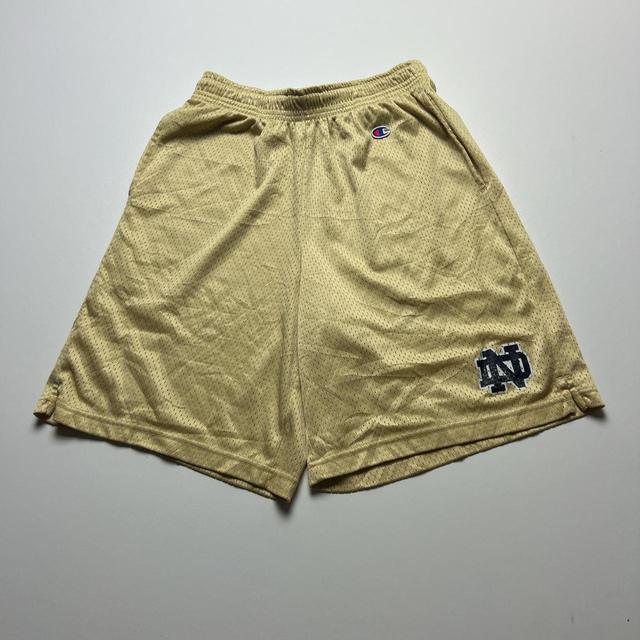 Champion Men's Shorts - Gold - M on Productcaster.