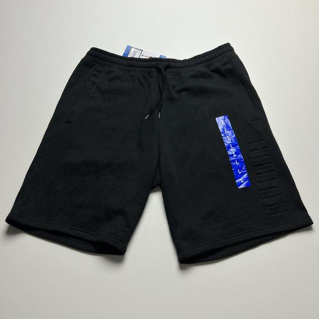 Puma Men's Shorts - Black - L on Productcaster.