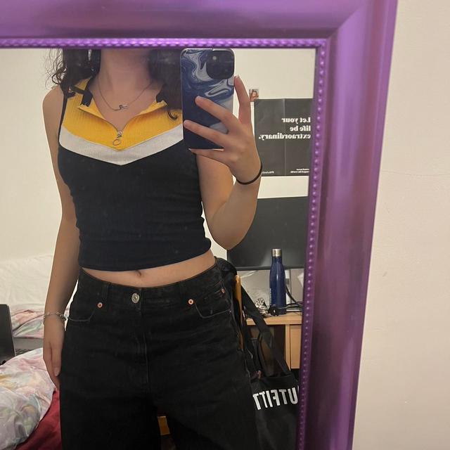 Bershka Women's Crop top - Navy/Yellow - S on Productcaster.