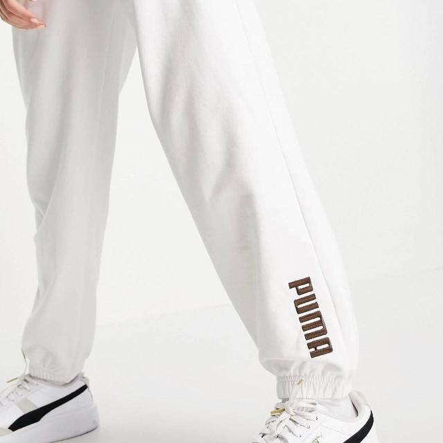 Puma Women's Sweatpants - White - S on Productcaster.