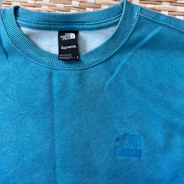 Supreme Men's Jumper - Blue - L on Productcaster.