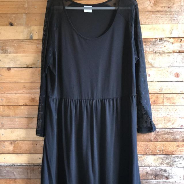 Junarose Women's Midi Dress - Black - XL on Productcaster.