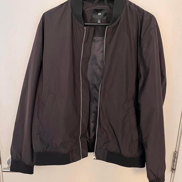 H&M Men's Bomber Jacket - Black/Grey - M on Productcaster.