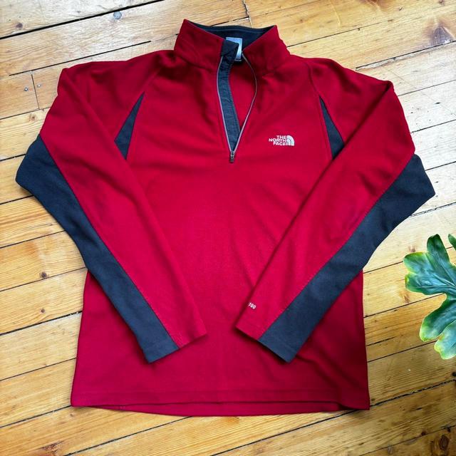 The North Face Men's Jumper - Red/Grey - M on Productcaster.