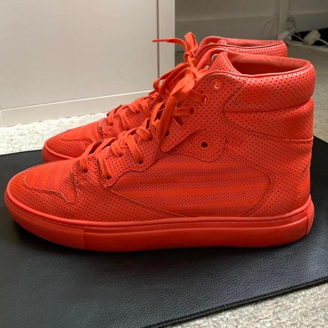 Balenciaga Men's Trainers - Red - UK 7 on Productcaster.