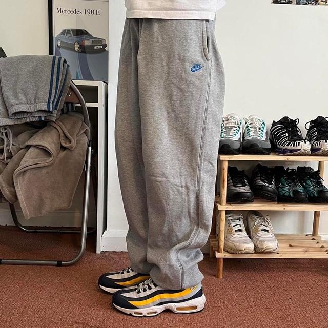 Nike Men's Sweatpants - Grey/Blue - L on Productcaster.